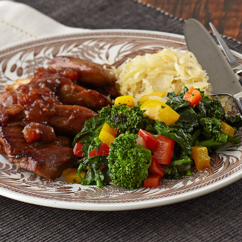 Saut&eacute;ed Rapini with Sweet Pepper and Onion